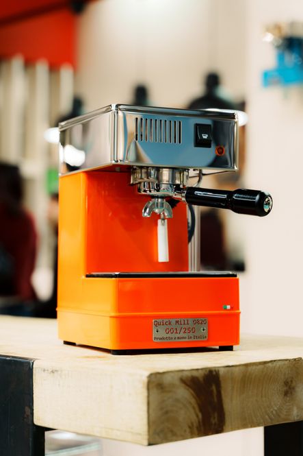 Hoofdbeeld Quick Mill 820 Oranje Limited Edition